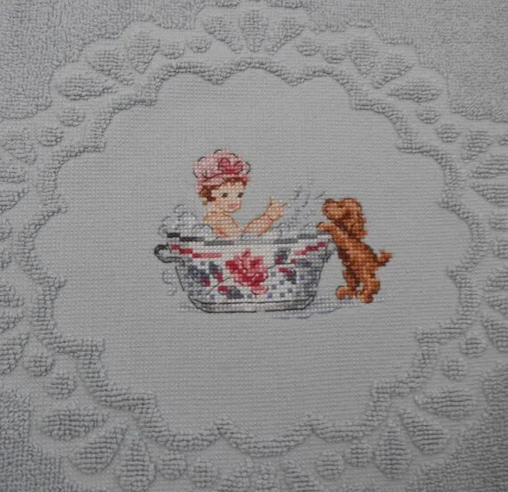 Tapis de bains "L'heure du Bain" - broderie  point de croix- fait main